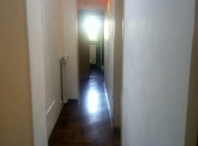 Private And Breakfast לצ'ה